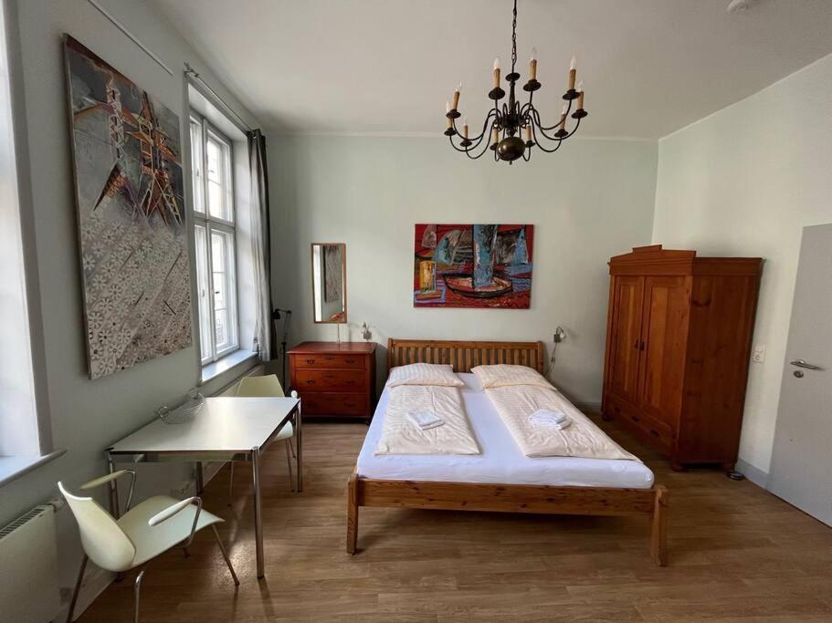 Ferienwohnung - Schweriner Altstadt - Fewo 5 Шверін Екстер'єр фото